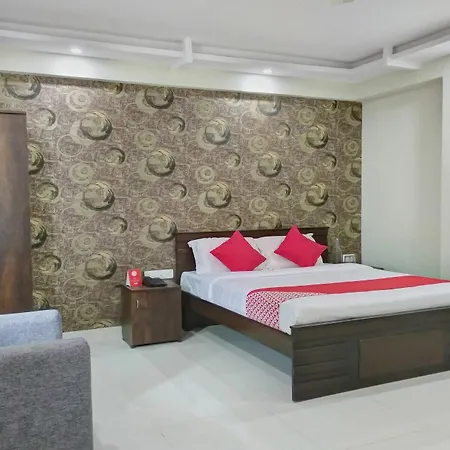 Oyo 10521 Gck Suites